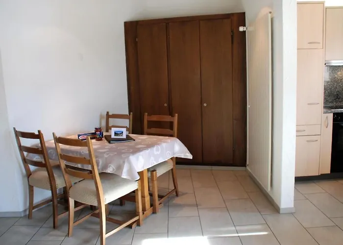 Arnica 4 By Interhome Apartamento La Punt-Chamues-ch